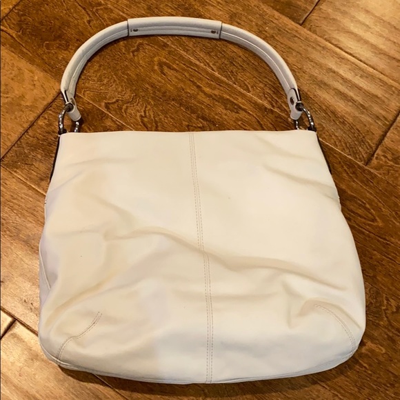 Coach purse in excellent condition! - Picture 4 of 4